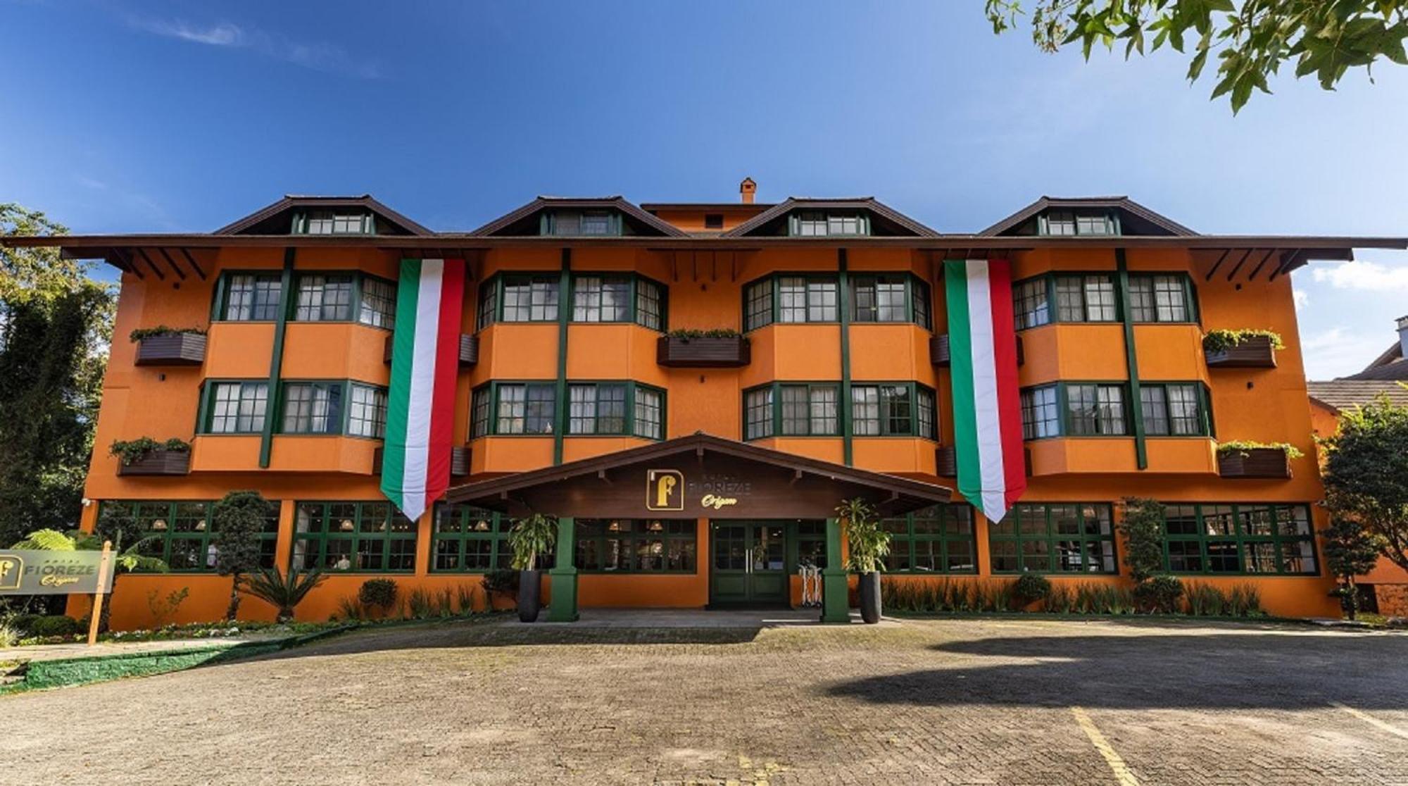 Hotel Fioreze Origem Грамаду Экстерьер фото